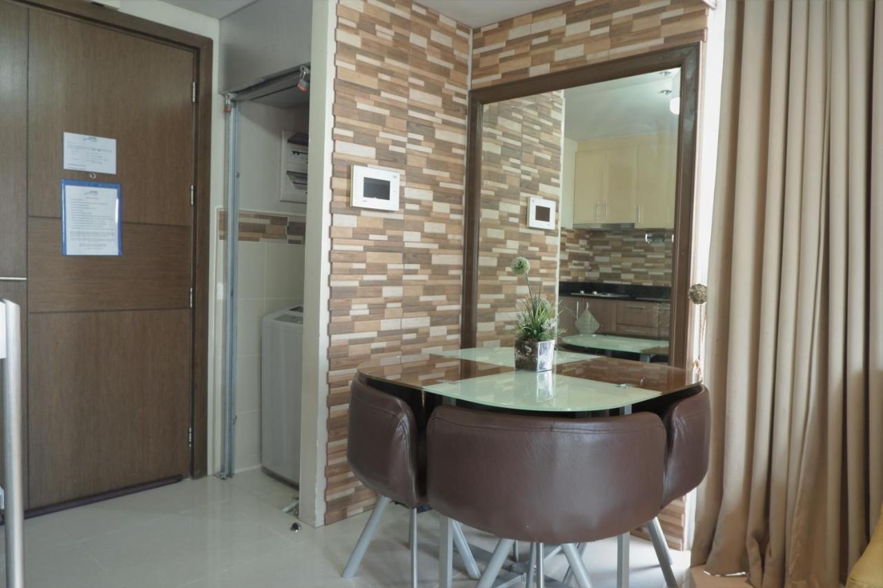 One Palm Tree Villas Маніла Екстер'єр фото