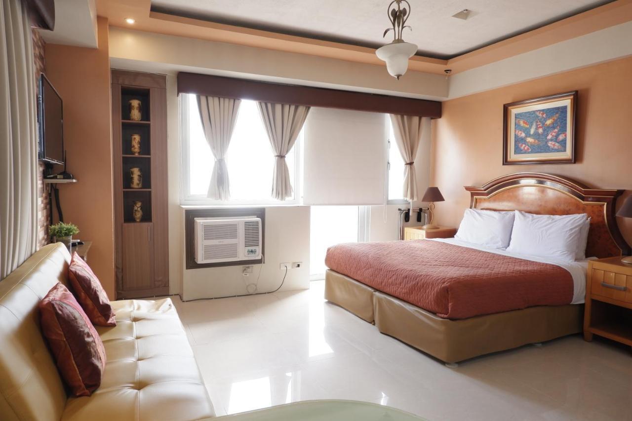 One Palm Tree Villas Маніла Екстер'єр фото