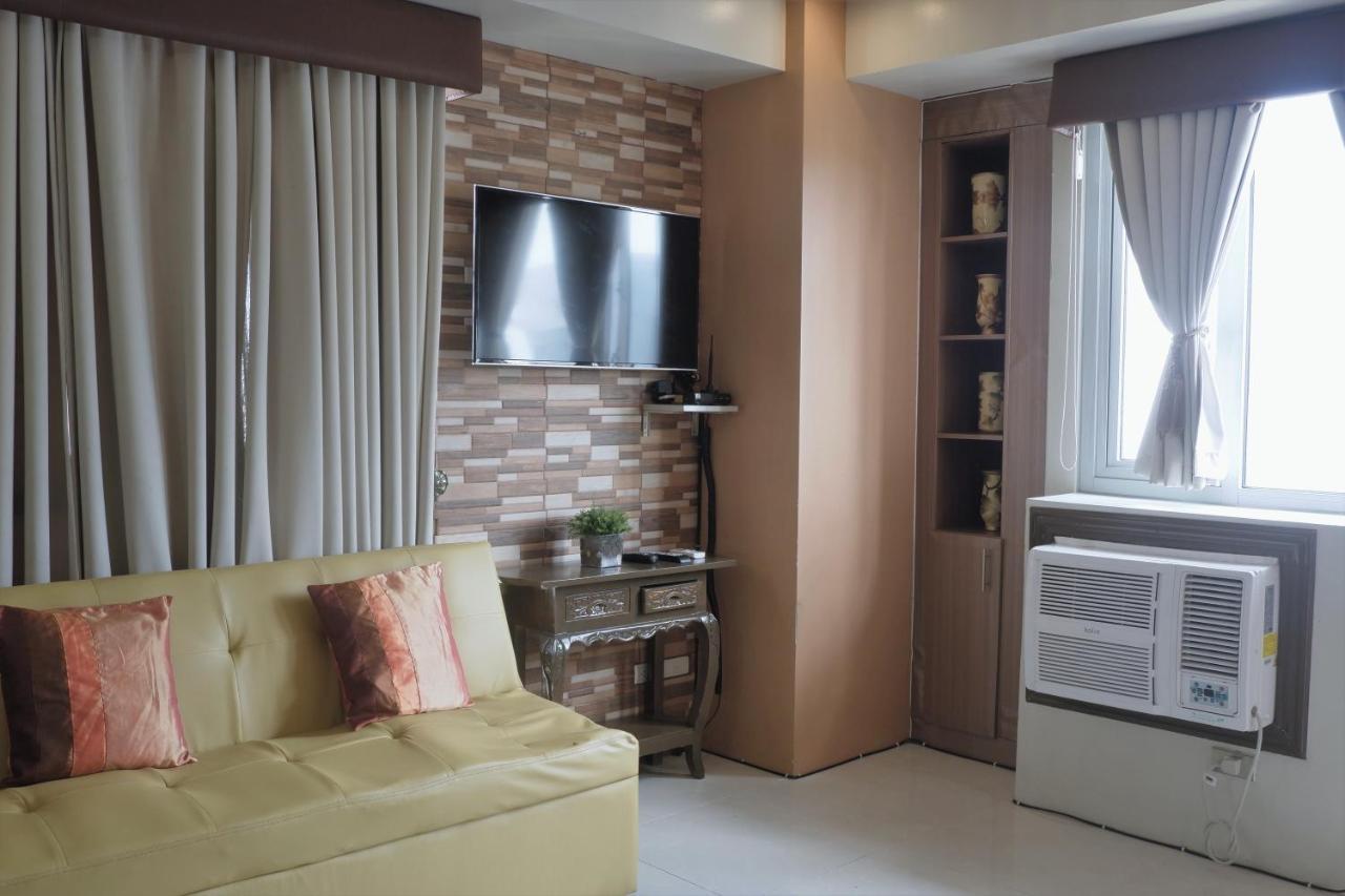 One Palm Tree Villas Маніла Екстер'єр фото